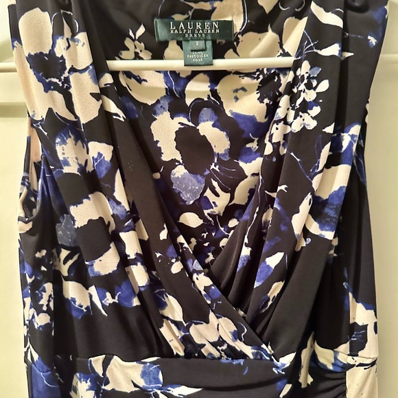 EUC  Lauren by Ralf  Lauren Floral dress Wrap Sleeveless V Neck Size 2 Ruched - Picture 9 of 10